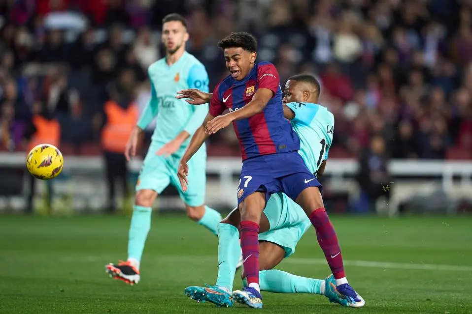 Soi kèo hiệp 1 Barcelona vs Mallorca