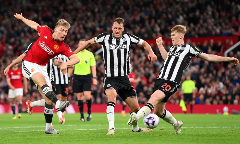 Soi kèo hiệp 1 Newcastle vs MU
