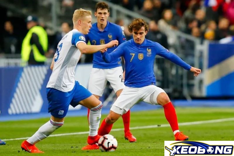 Pháp vs Iceland Pháp vs Iceland